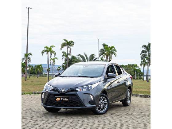 TOYOTA YARIS 1.5 16V FLEX SEDAN XS CONNECT MULTIDRIVE